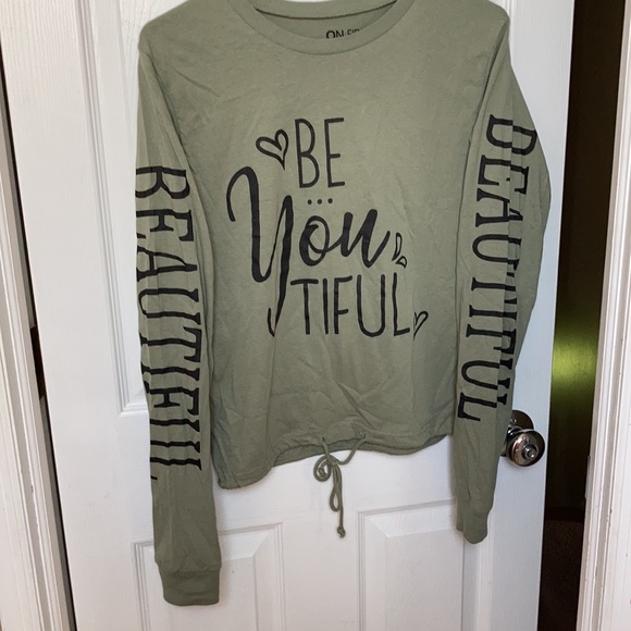 On Fire Sage Long Sleeve Crop NWT - Picture 3 of 4